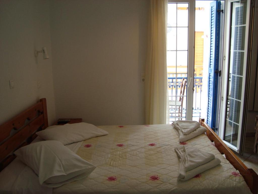 Hotel Vakhos Naxos City Zimmer foto